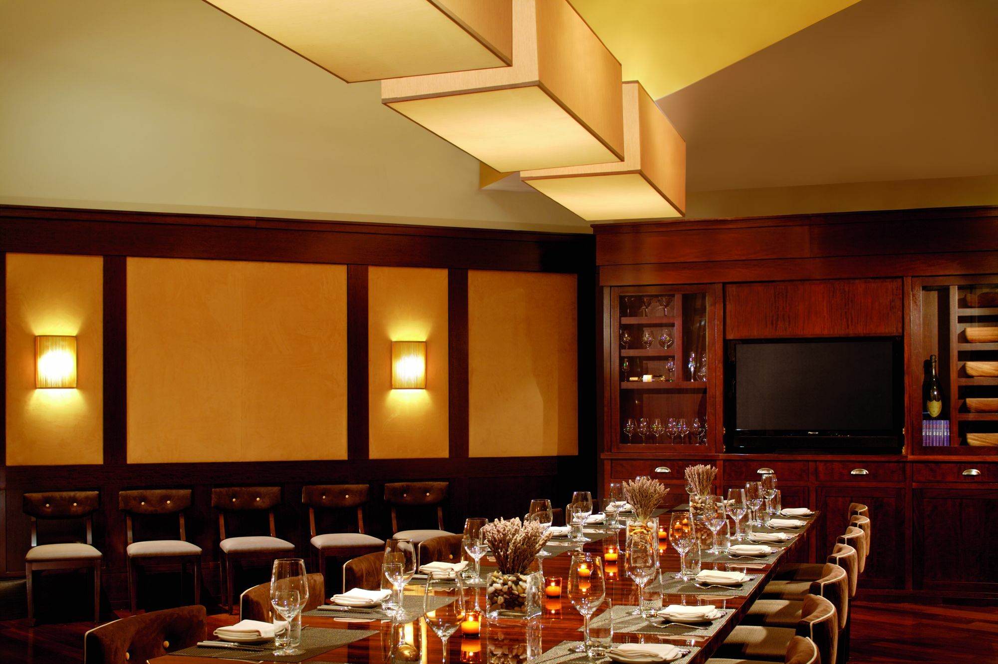 The Opus Westchester, Autograph Collection Hotel 5*